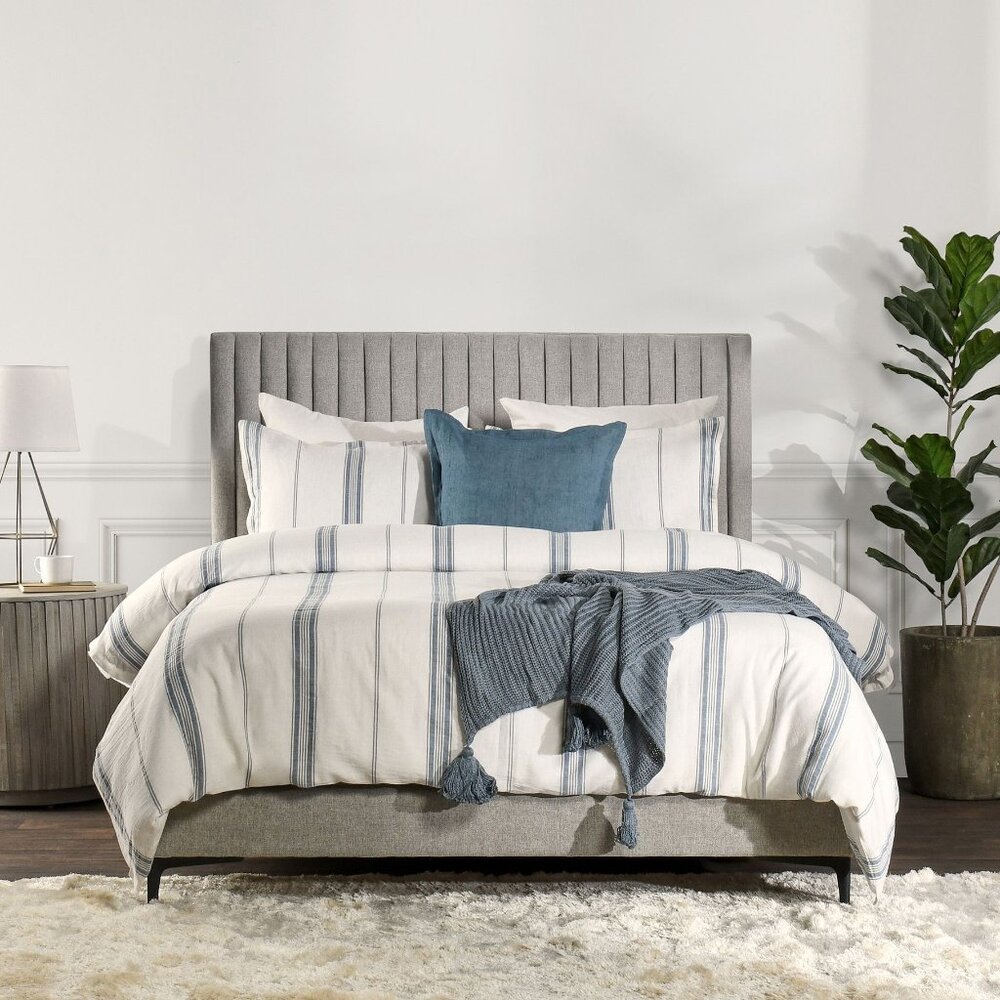 Pottery Barn Caprina Linen Cashmere Striped King Duvet Cover + 2 Standard Shams